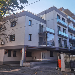 TRAIAN, 2 CAMERE 45 MP!