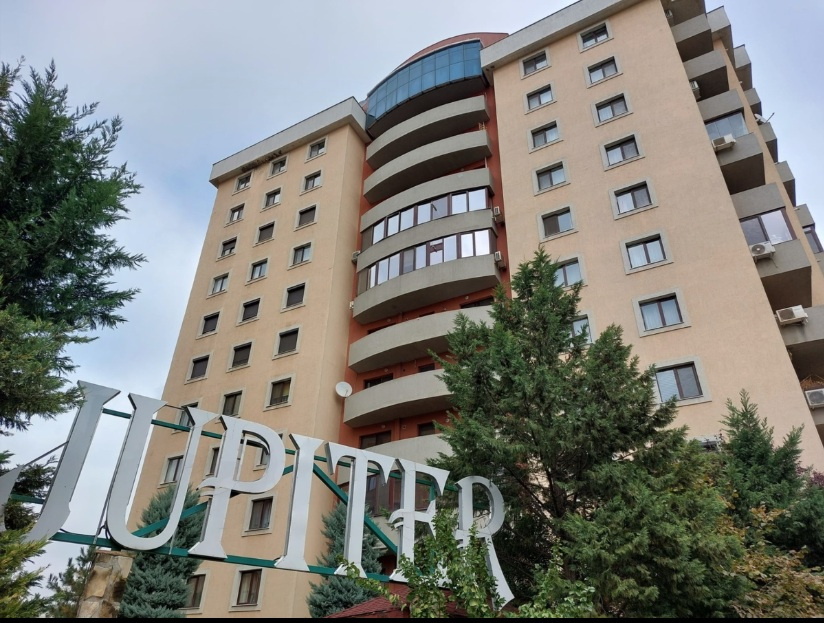 PIATA SUDULUI, 2 CAMERE, PARCARE!