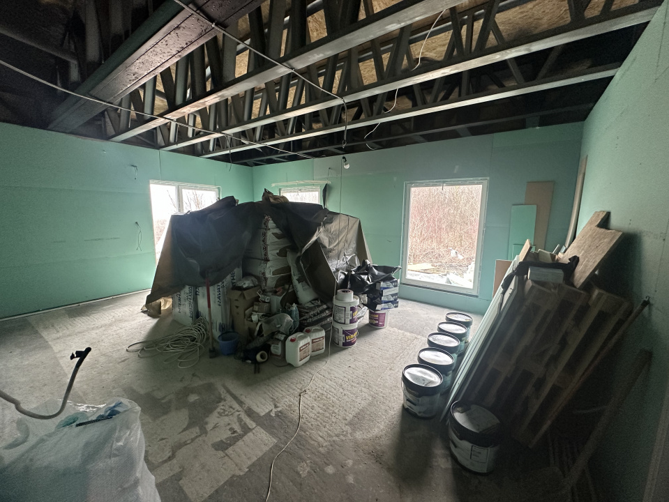 CLINCENI-ORDOREANU, CASA 126 MP, TEREN 443 MP!