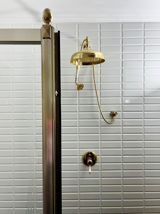 SUPER OCAZIE SE VIND 3 APRTAMENTE DE LUX IN VILA ZONA PARC CAROL COSBUC