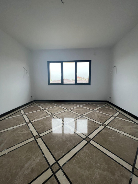 SUPER OCAZIE SE VIND 3 APRTAMENTE DE LUX IN VILA ZONA PARC CAROL COSBUC