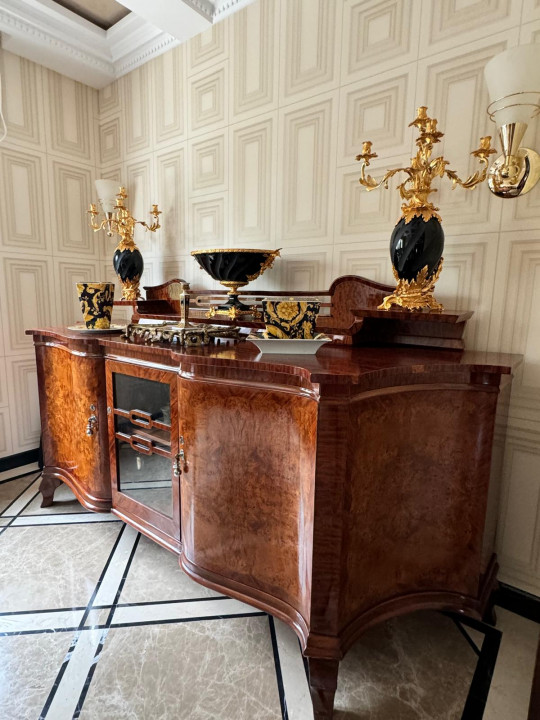 SUPER OCAZIE SE VIND 3 APRTAMENTE DE LUX IN VILA ZONA PARC CAROL COSBUC