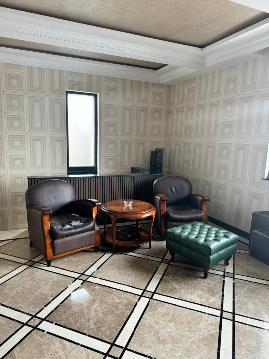 SUPER OCAZIE SE VIND 3 APRTAMENTE DE LUX IN VILA ZONA PARC CAROL COSBUC