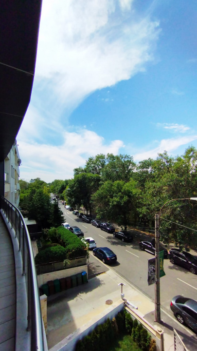 MEGA OCAZIE SE VIND APARTAMENTE IN ZONA NORDULUI- Herăstrău