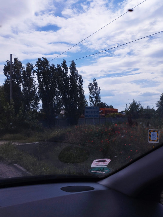 Teren intravilan de 5000 mp cu deschidere la Soseaua Giurgiului - 1 Decembrie