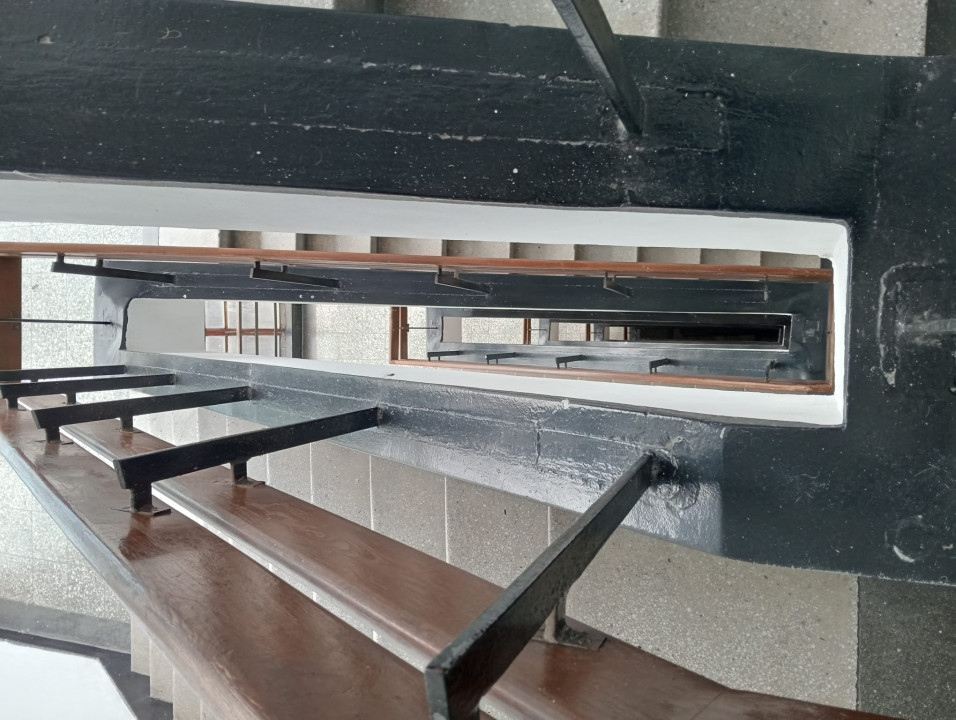  MEGA OCAZIE SE VAND 2 CORPURI DE CLADIRE CENTRAL CARTIERUL EVREIERSC BUCURESTI