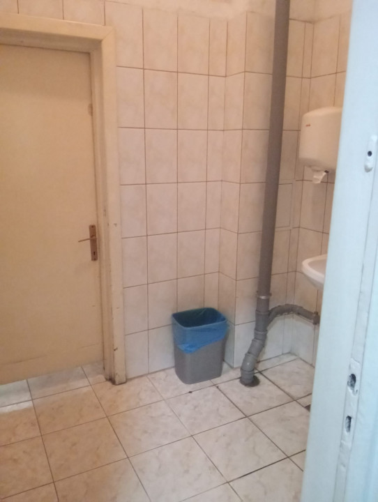  MEGA OCAZIE SE VAND 2 CORPURI DE CLADIRE CENTRAL CARTIERUL EVREIERSC BUCURESTI