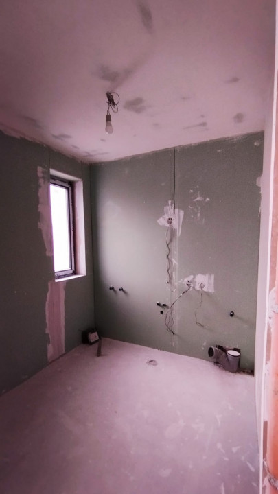 VAND 3 VILE 360MP+300MP CURTE+2 LOC PARCARE IN ZONA 1 DECEMBRIE IF-250.000 euro