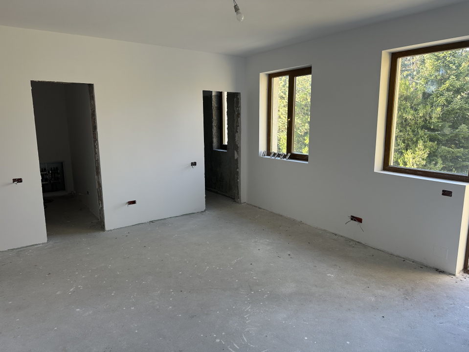 CORBEANCA-PARADISUL VERDE, VILA 507 MP, LOT 1.095 MP!