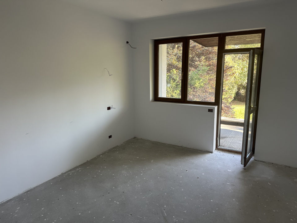 CORBEANCA-PARADISUL VERDE, VILA 507 MP, LOT 1.095 MP!