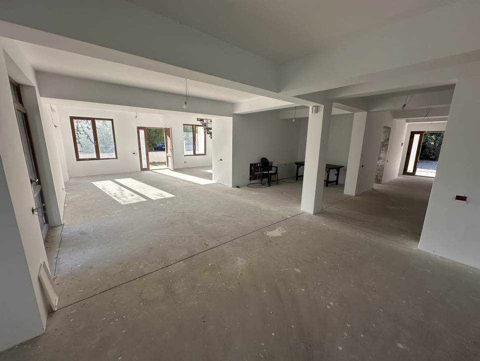 CORBEANCA-PARADISUL VERDE, VILA 507 MP, LOT 1.095 MP!