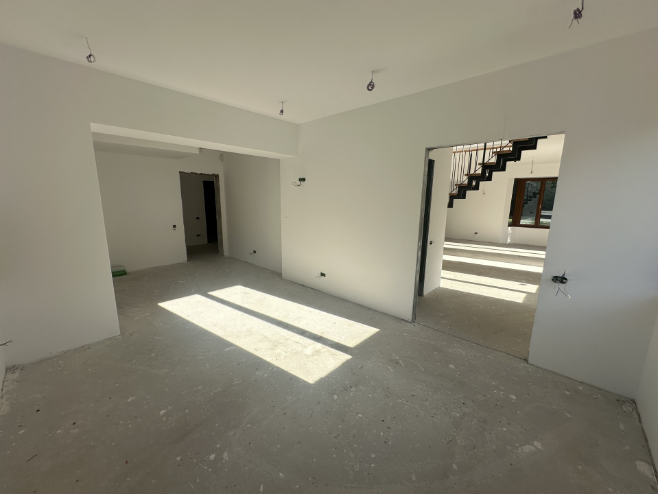 CORBEANCA-PARADISUL VERDE, VILA 507 MP, LOT 1.095 MP!