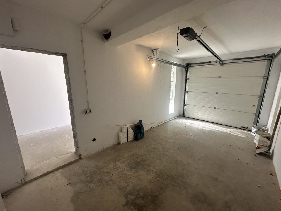 CORBEANCA-PARADISUL VERDE, VILA 507 MP, LOT 1.095 MP!