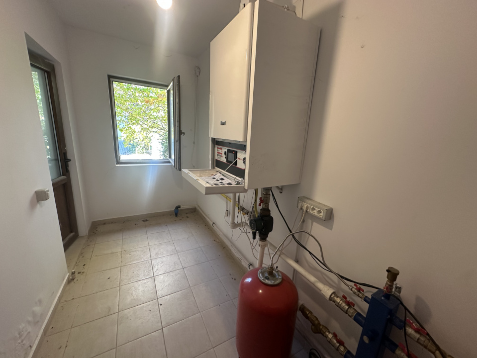 CORBEANCA-PARADISUL VERDE, VILA 507 MP, LOT 1.095 MP!