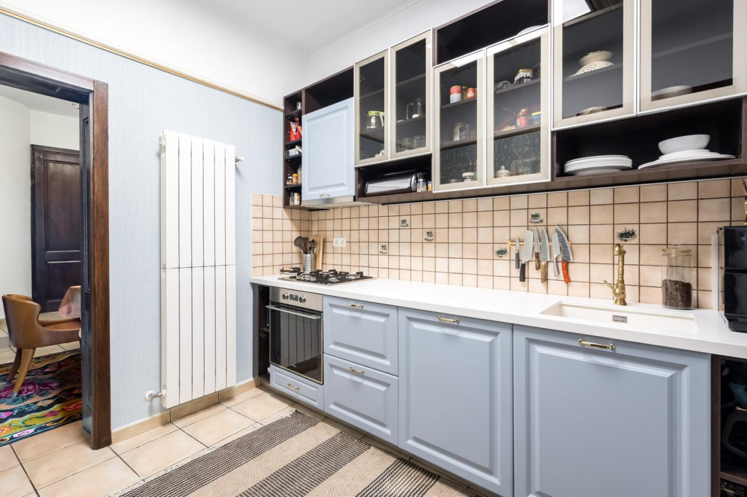 ARMENEASCA, APARTAMENT PARTER-185 MP!