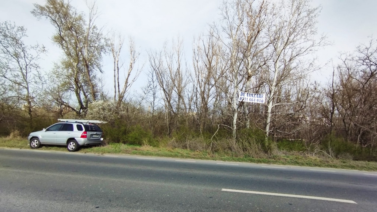 Teren intravilan 5.000 m² cu 40 m deschidere la DN2A – lângă Kaufland Slobozia