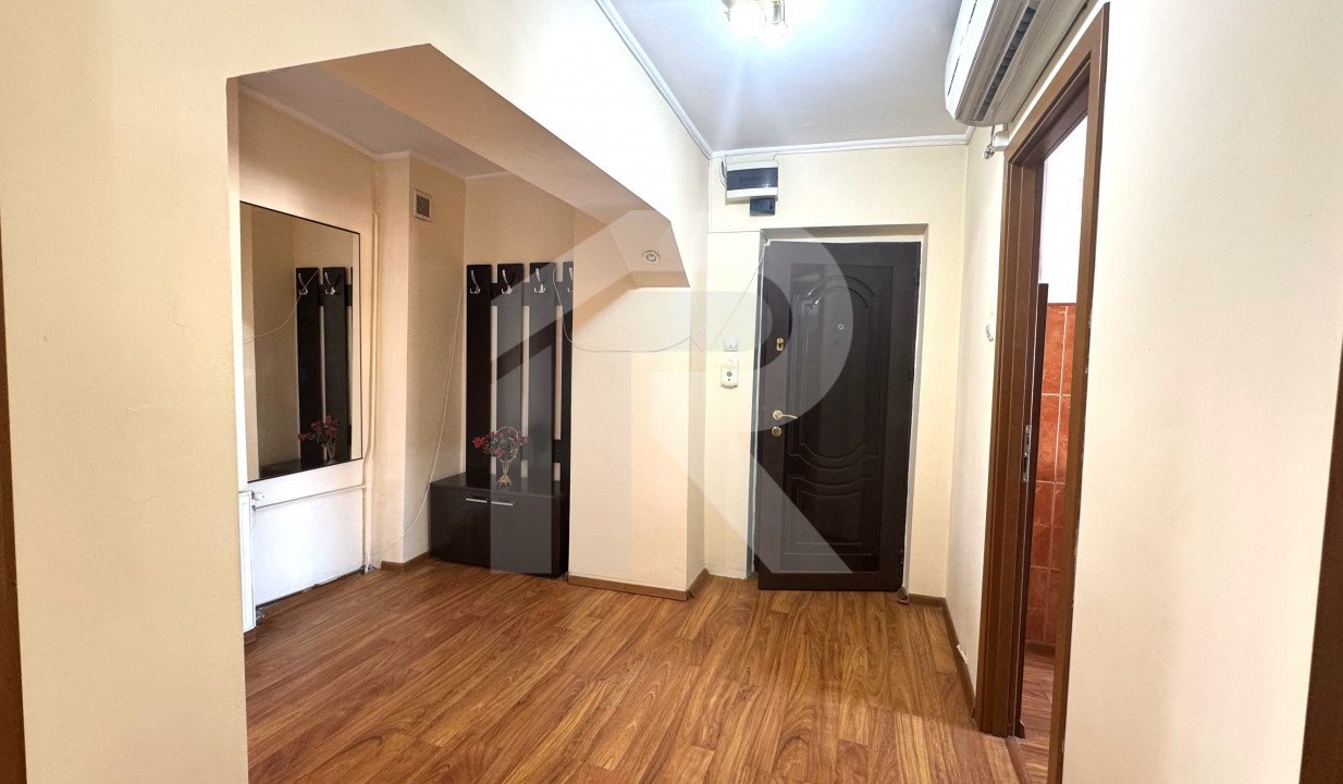 3 camere, Cantacuzino/Mos Craciun, vedere panoramica, etaj superior