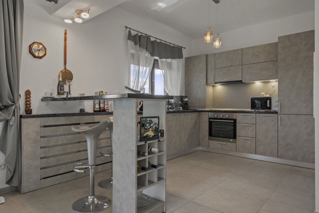 BALOTESTI – COMPLEX ZORI DE ZI - CASA SINGLE 120 MP, 500 MP LOT! 