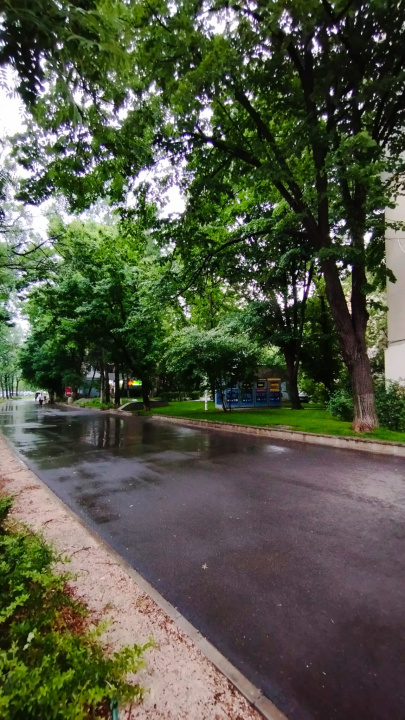 Apartament 3 camere Militari, lângă metrou Lujerului, bloc reabilitat, 105000 EU