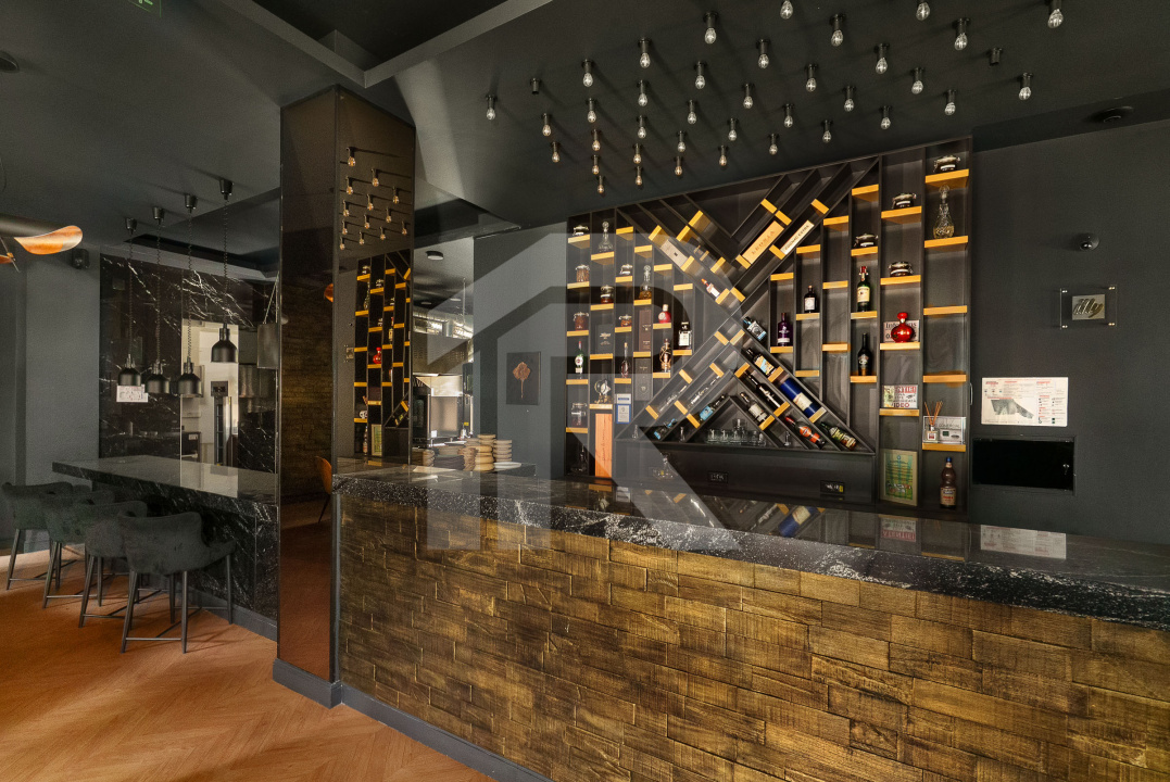 RESTAURANT DE VANZARE  zona ARMENEASCA