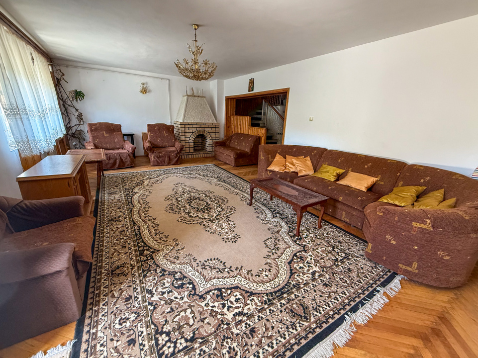  Vila cu 6 dormitoare in Breaza, lot teren 1289 mp