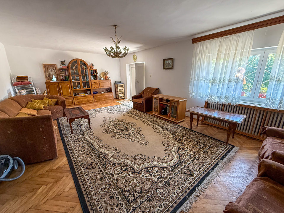  Vila cu 6 dormitoare in Breaza, lot teren 1289 mp
