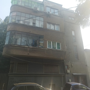 OCAZIE SE VINDE APARTAMENT 4 CAMERE  SPATIOS 88MP ZONA ULTRACENTRAL UNIRII