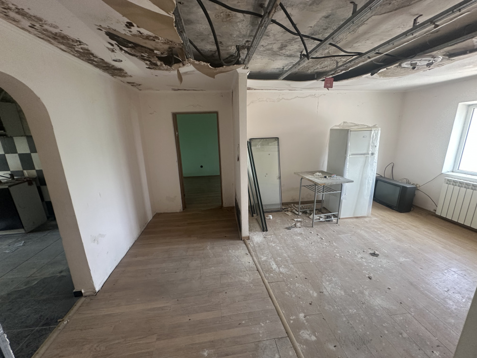 1 DECEMBRIE, 4 CAMERE 98 MP, LOT 22 MP-PARCARE!