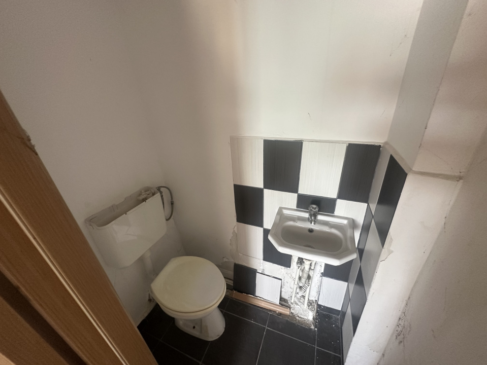 1 DECEMBRIE, 4 CAMERE 98 MP, LOT 22 MP-PARCARE!