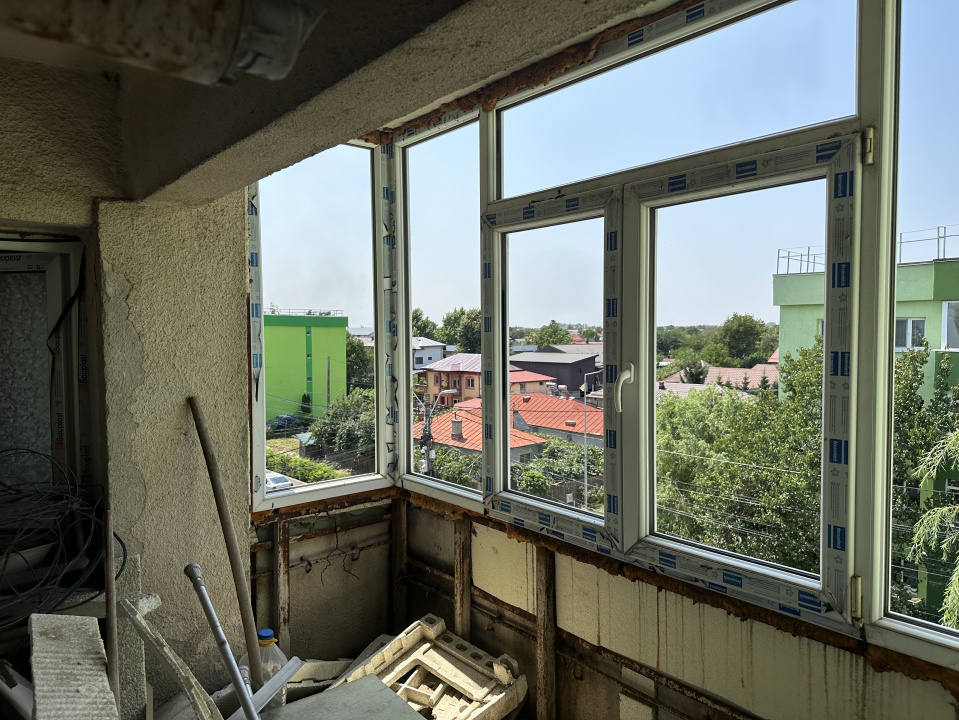 1 DECEMBRIE, 4 CAMERE 98 MP, LOT 22 MP-PARCARE!