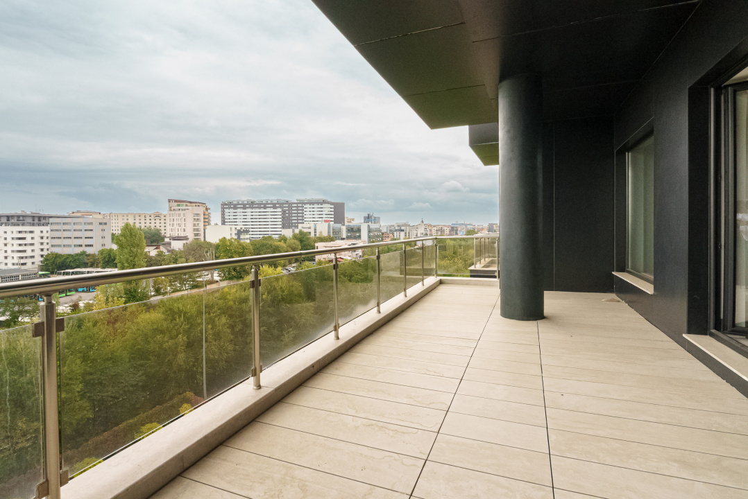  Șoseaua Nordului:  Herastrau  apartament 3600 euro + tva cu parcare subterană 