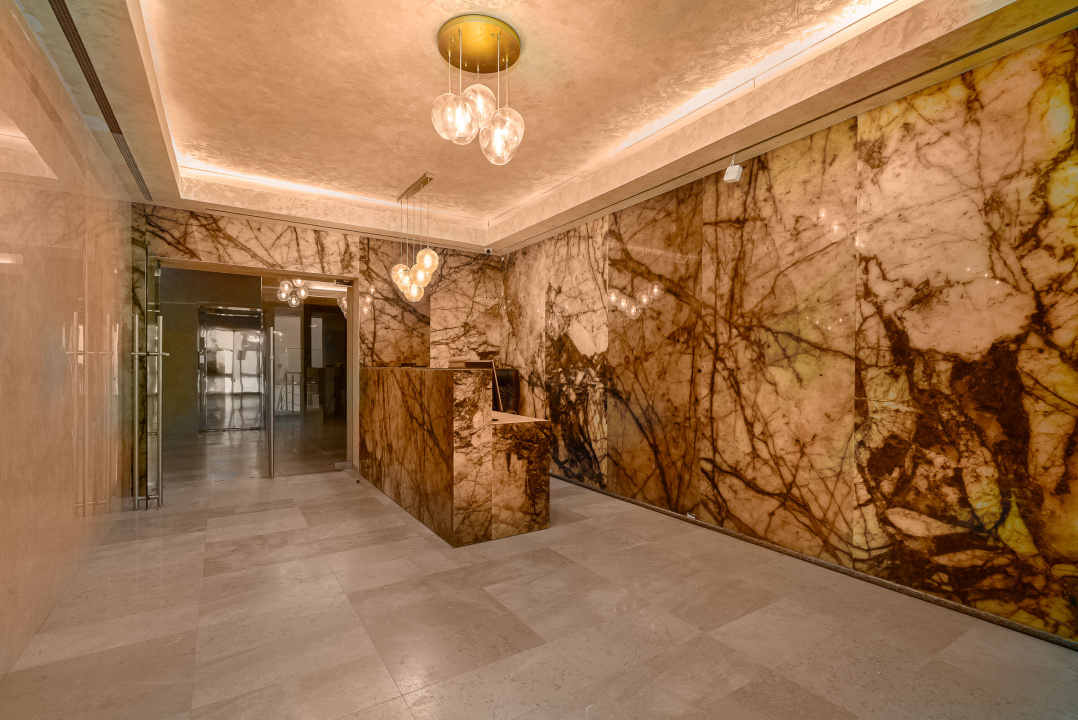  Șoseaua Nordului:  Herastrau  apartament 3600 euro + tva cu parcare subterană 