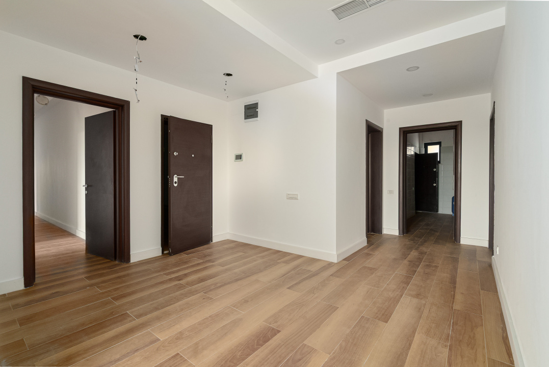  Șoseaua Nordului:  Herastrau  apartament 3600 euro + tva cu parcare subterană 