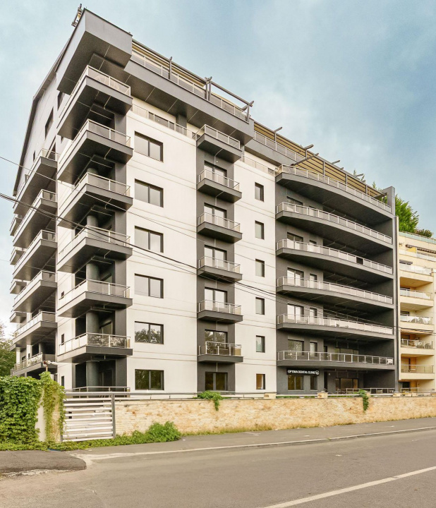  Șoseaua Nordului:  Herastrau  apartament 3600 euro + tva cu parcare subterană 