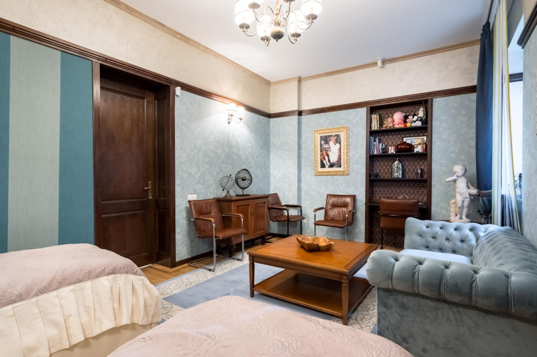 ARMENEASCA, APARTAMENT LUX-190 MP!