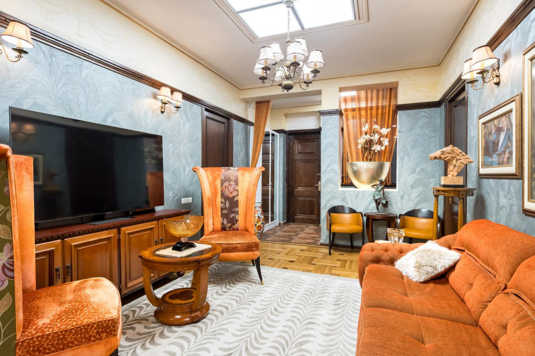 ARMENEASCA, APARTAMENT LUX-190 MP!