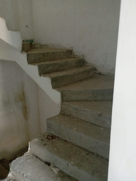 Vând bloc locuințe colective la roșu, stradal – Șos. Chitilei