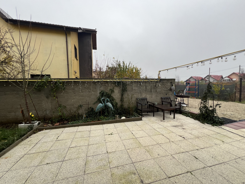 Vila de inchiriat Clinceni, 4 camere, 600 mp curte 