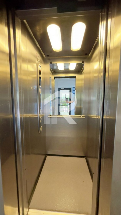 Spatiu birouri Mihalache -Turda in imobil mixt, 33 mp, centrala gaze proprie