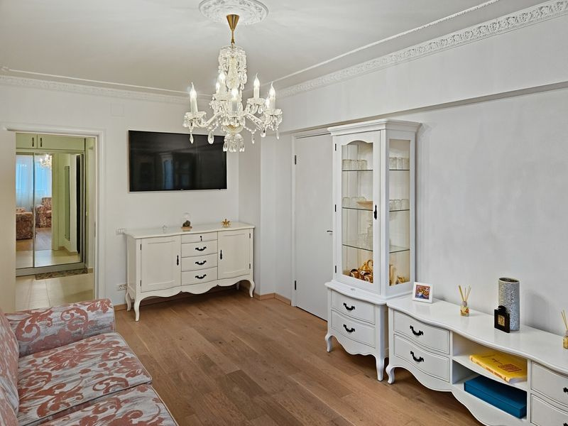 Apartament 3 camere Pantelimon Mega Mall - Mobilat elegant + Loc parcare inclus