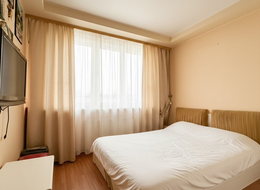 3 cam | Decomandat | Mobilat si Utilat | STB la 3 min | Etaj 4