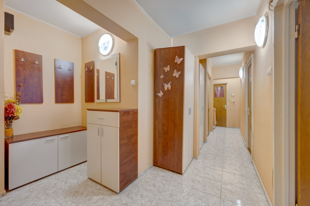 VERGULUI - SANDU CLUCERU - 3 CAMERE 67 MP, ETAJ 6, DECOMANDAT!