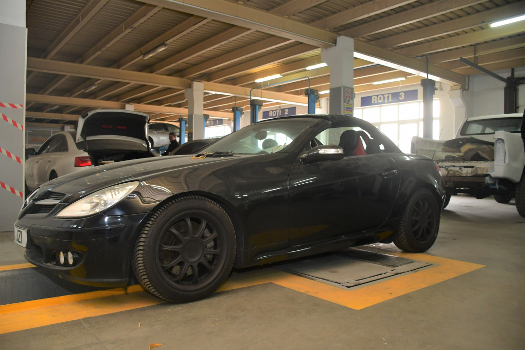 Închiriere service auto echipat pentru mecanică și tinichigerie vopsire