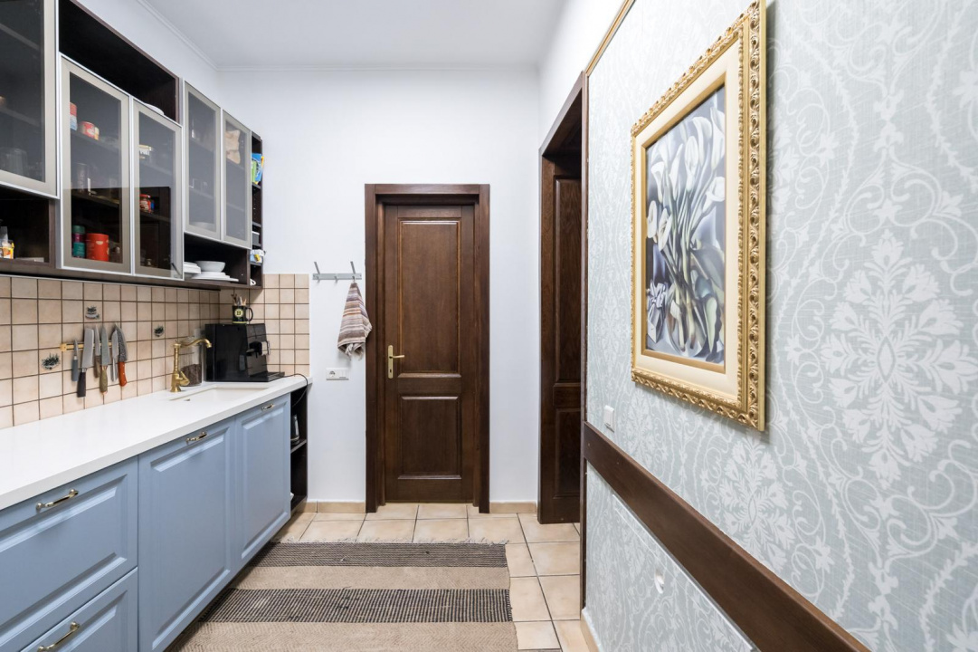 ARMENEASCA, BIROU ELEGANT, SINGUR PE NIVEL, PARTER, 185 MP!