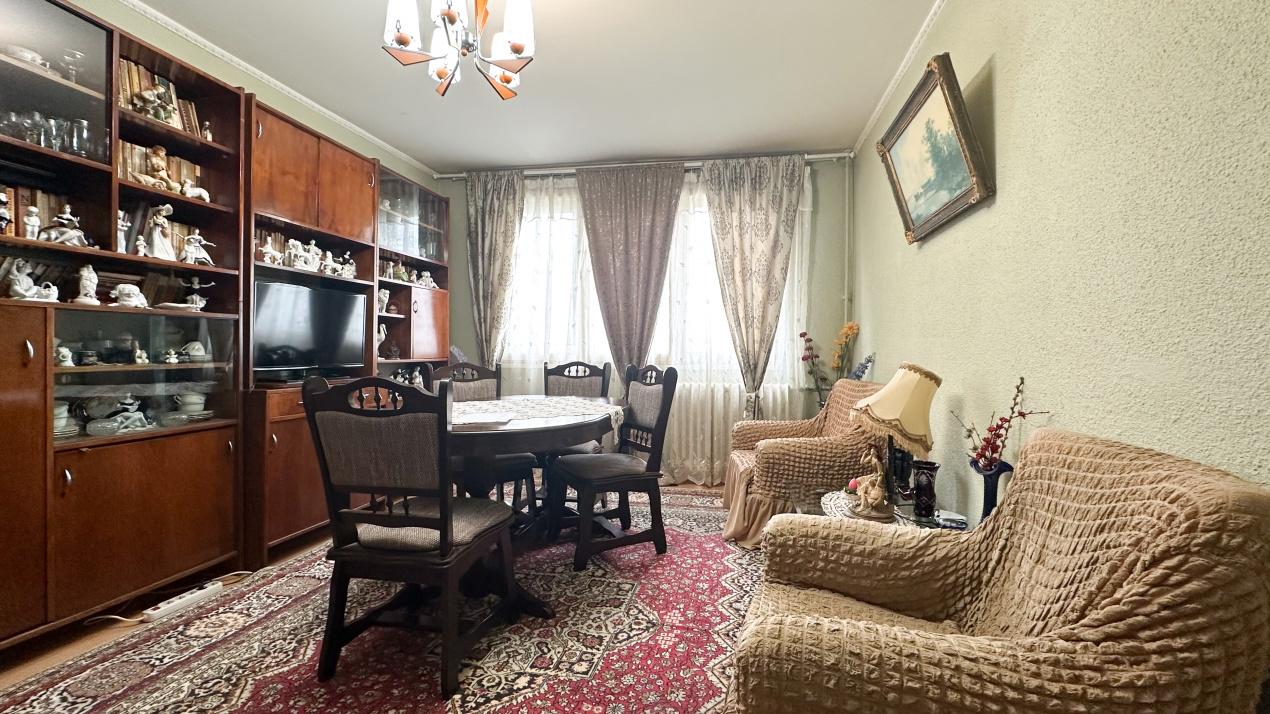 Apartamentul care te așteaptă să-l transformi în casa ta