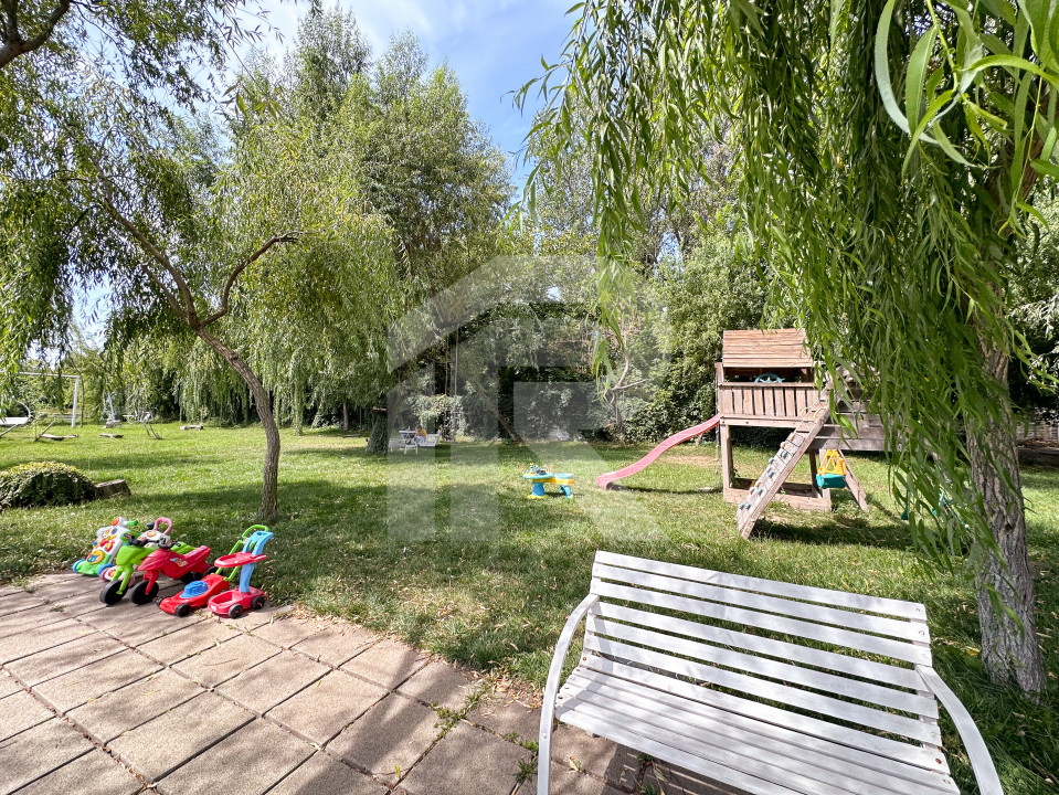 Panorama Lake Straulești - ap. cu 2 camere de închiriat