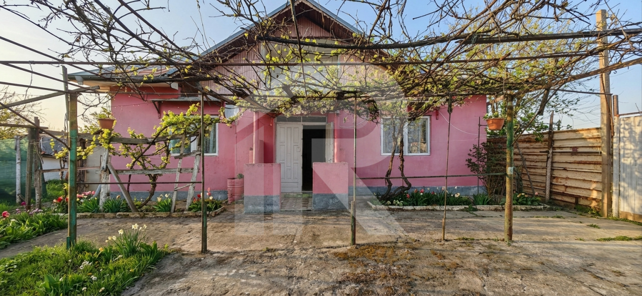 OPORTUNITATE RARA: Casa cu 500 mp Teren in Glina