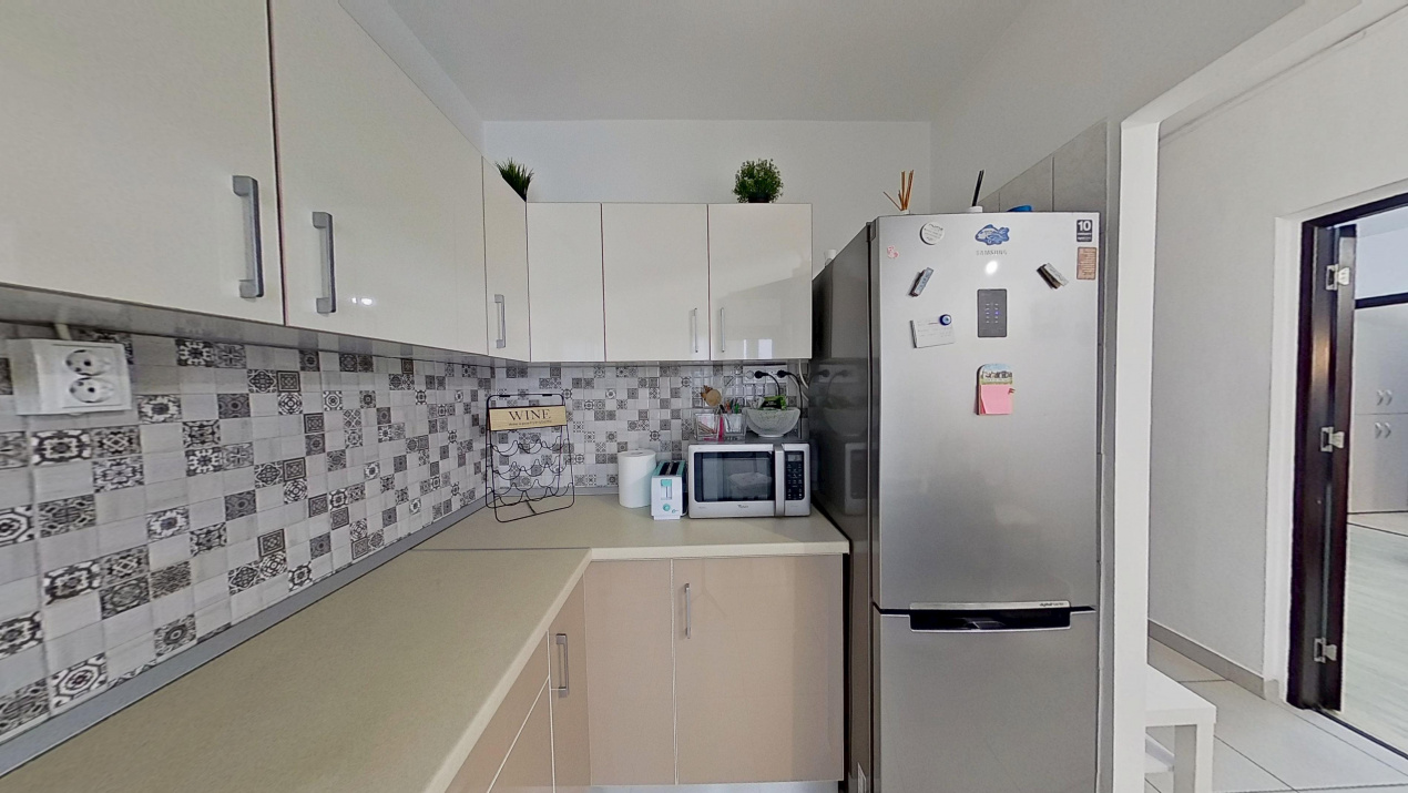Apartament modern cu 2 camere în zona 1 Mai - Balcon generos și vedere deschisă