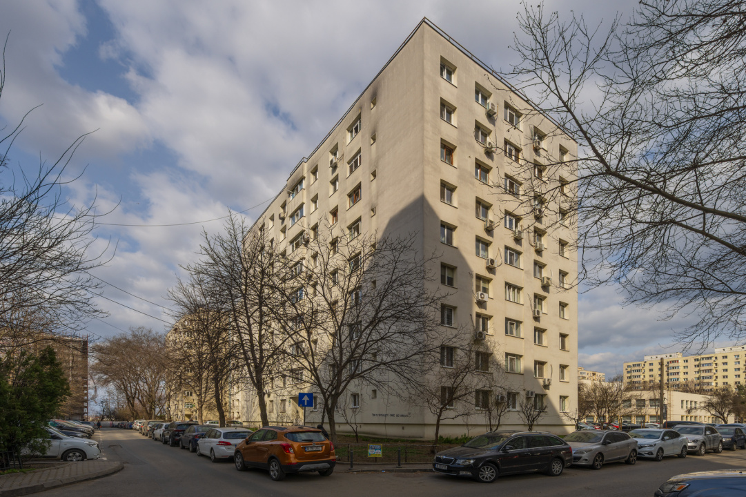 Pantelimon, Delfinului,  Bloc Reabilitat Termic 