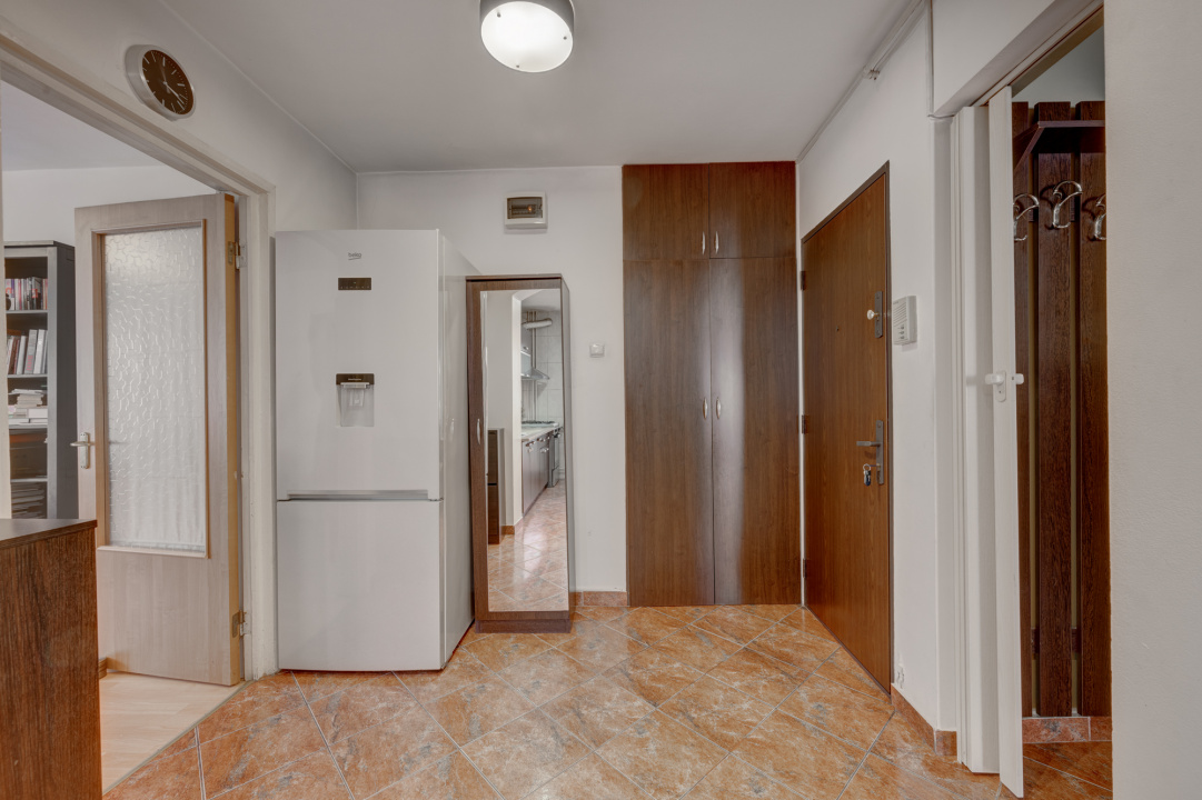 Pantelimon, Delfinului,  Bloc Reabilitat Termic 